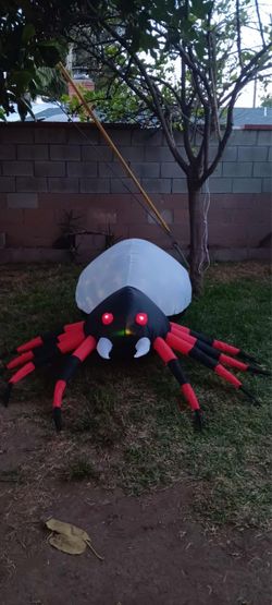 Halloween Inflatable Spider red/black striped Yard Decoration