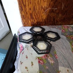 4-panel LED 12,000 LUMINUMS LIGHT