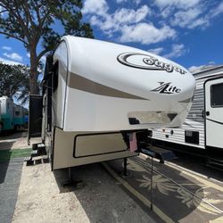 2018 Keystone Cougar 5th Wheel