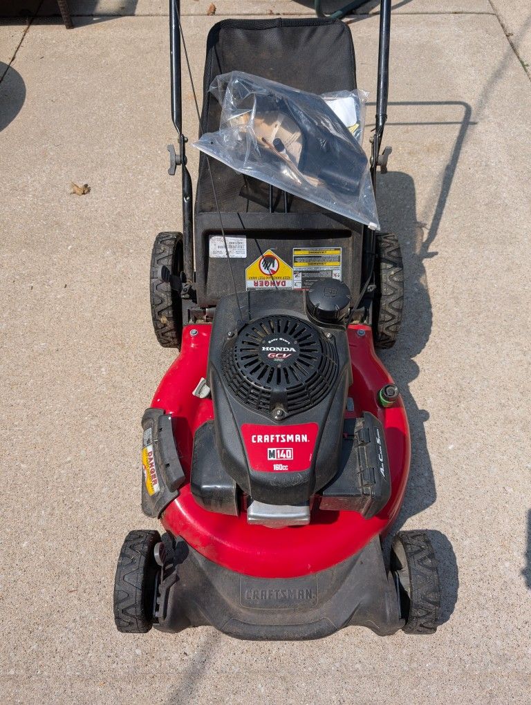 Craftsman Lawnmower With Honda Engine