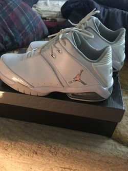 Jordan team reign low white