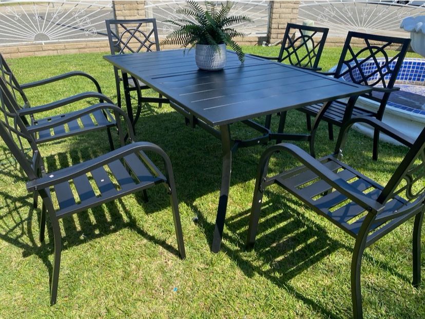 7 pcs brand new patio table set in box