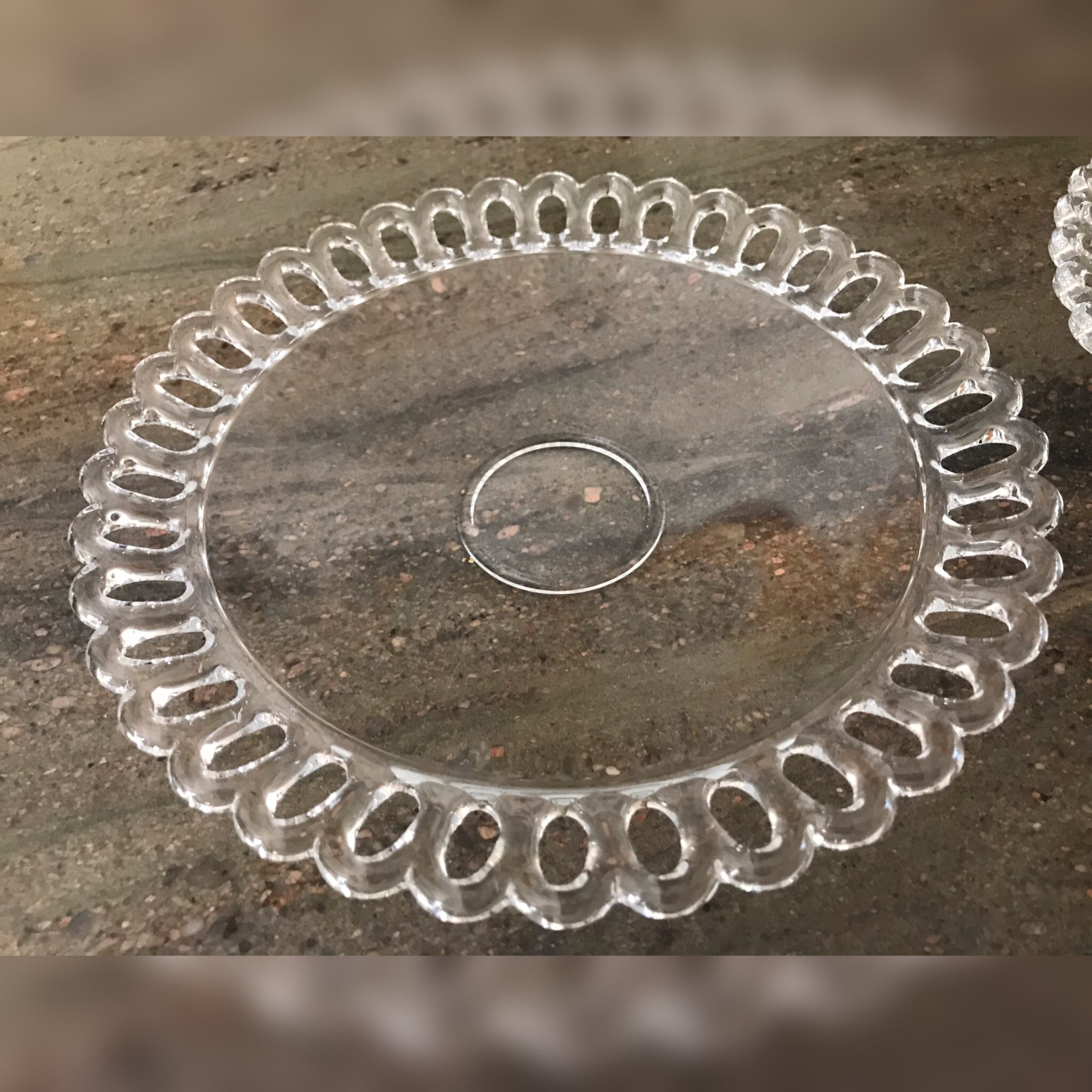 Set Of 4 Plates And 10 Salad Bowls