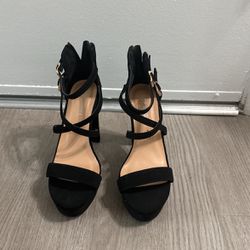 Size 5 Women’s Black Heels