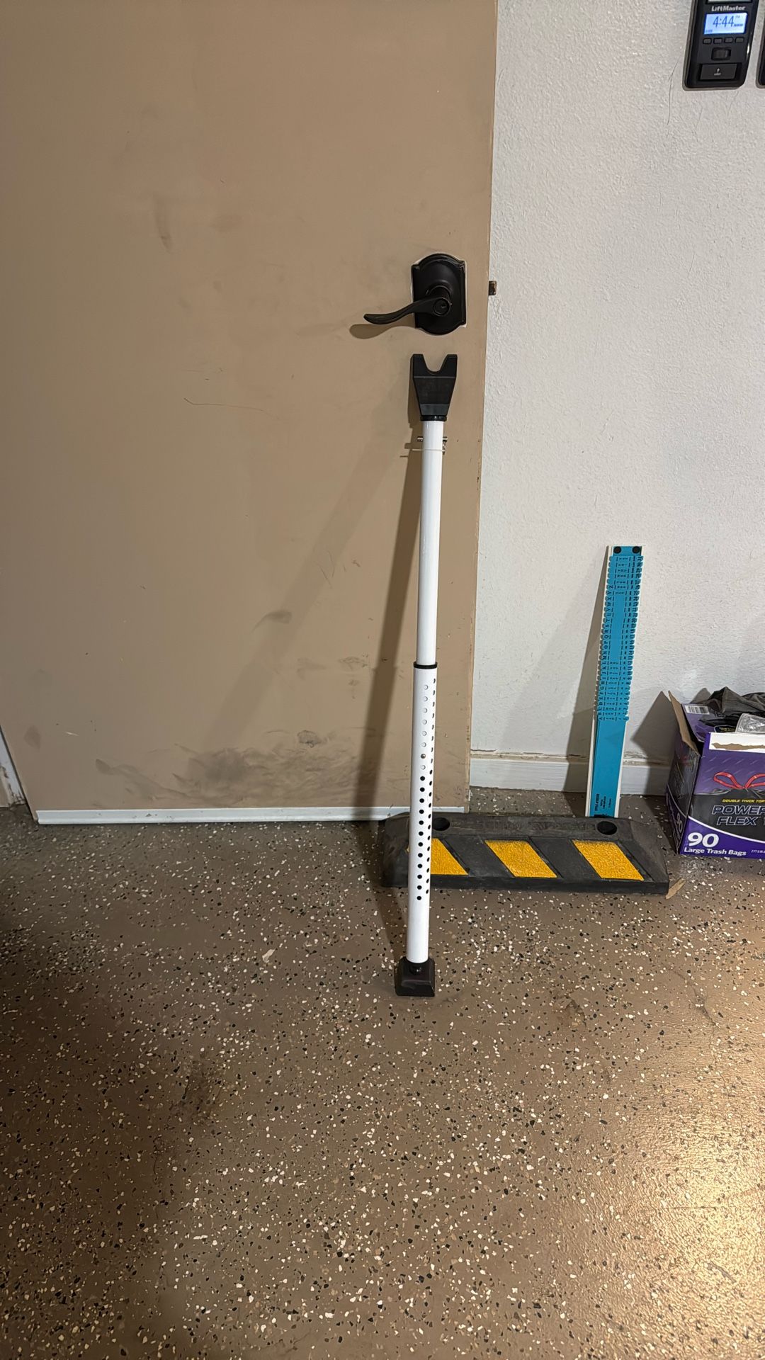 Adjustable Door Security Bar Sliding Door Or Regular - Safety Good For Traveling