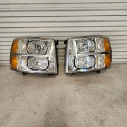 2007 To 2013 Chevy Silverado Headlights 