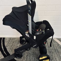 Black Doona Car Seat