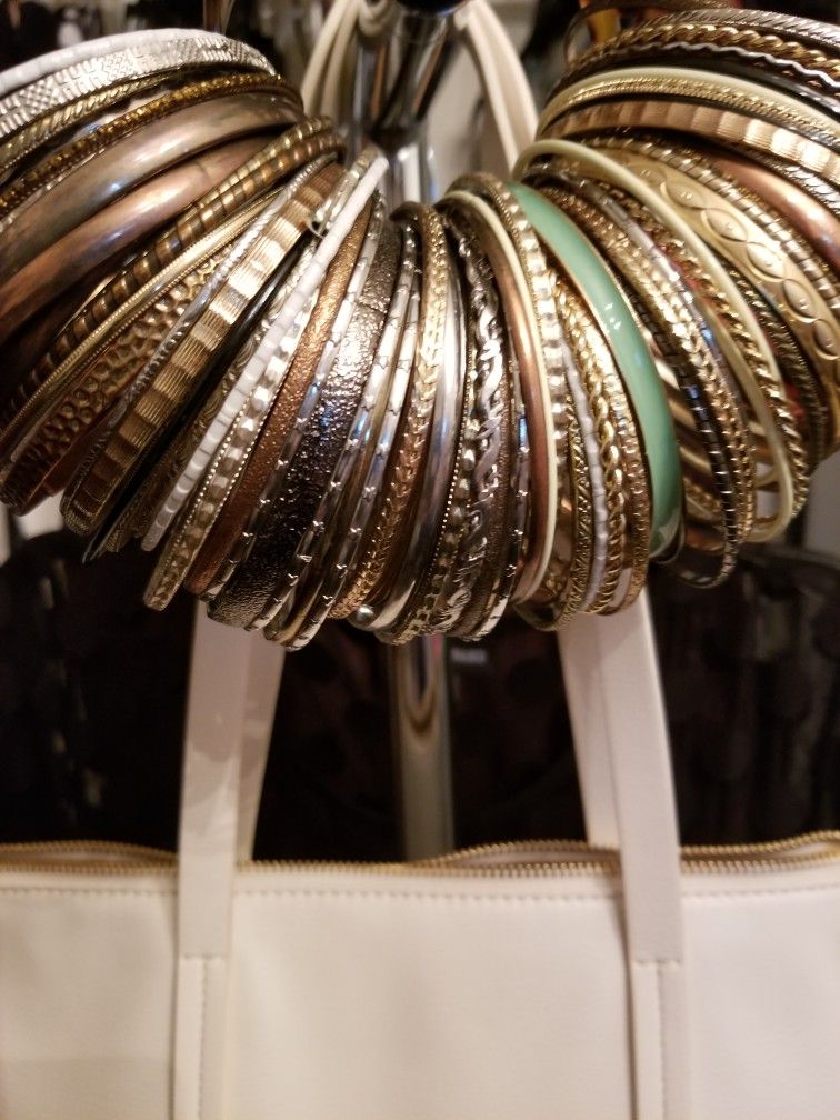 Bangle Bracelet Bonanza
