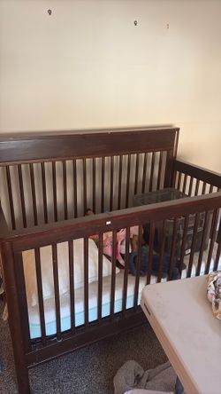 Crib with mattress