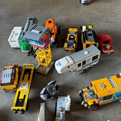 Lego Sets And Bulk Pieces