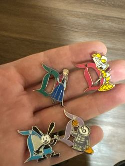 Disney D Pins