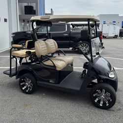 2021 EZGO RXV ELITE LITHIUM Golf Cart (LSV STREET LEGAL)