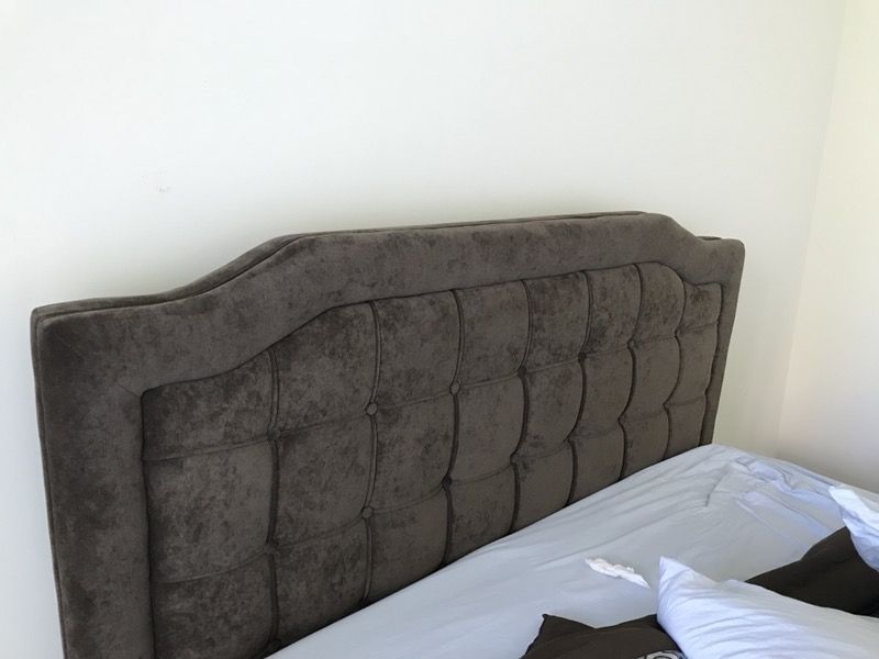 Upholstered Bed (Queen)