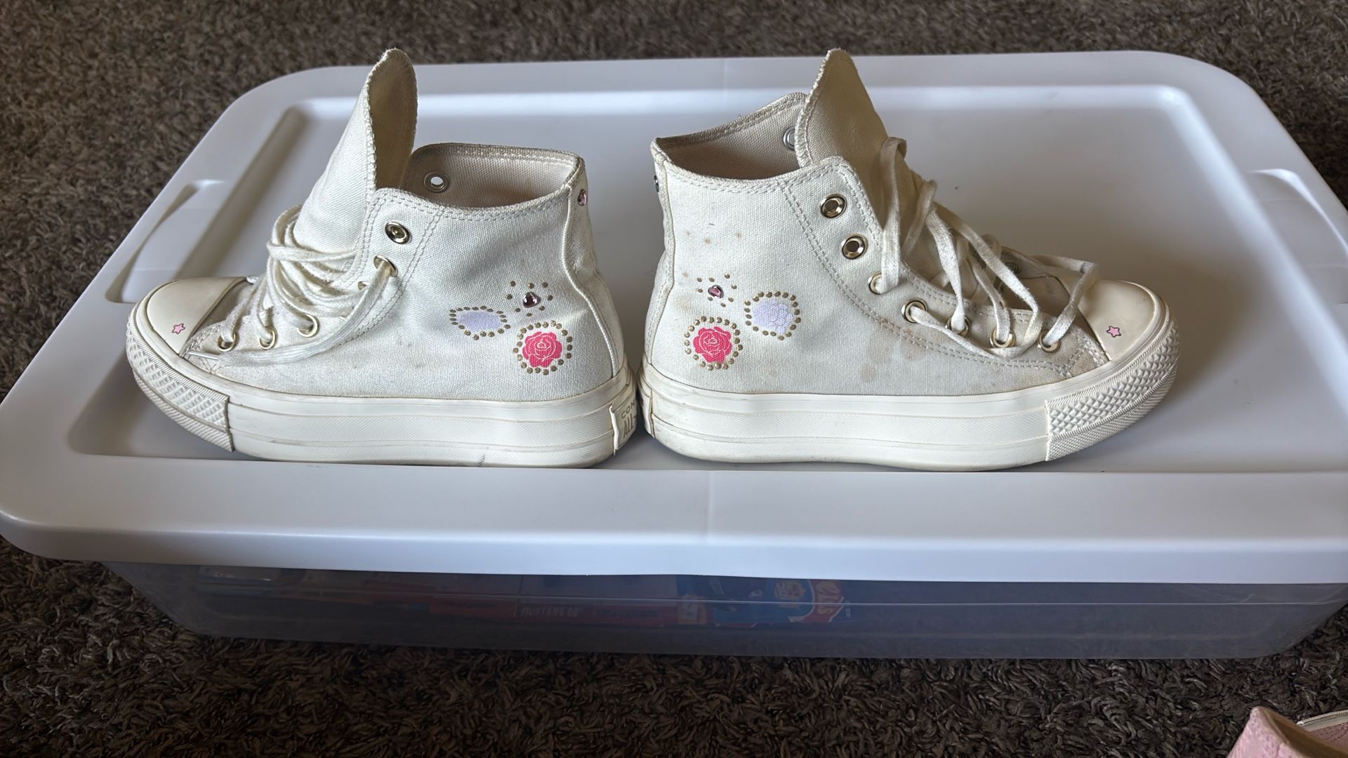 Converse Size 6
