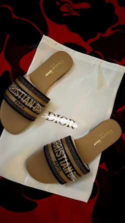 Women’s CD sandals size 7