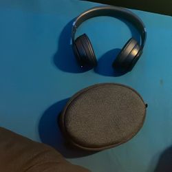 Beats Solo 4