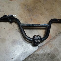GT handlebars and piston threadless stem