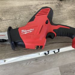Milwaukee M18