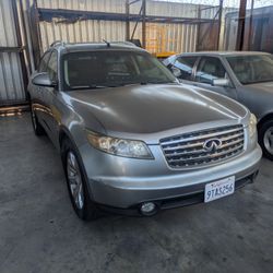 2005 Infiniti Fx35