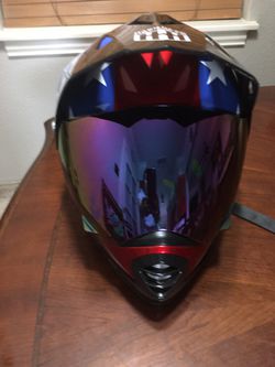 Dirt bike helmet