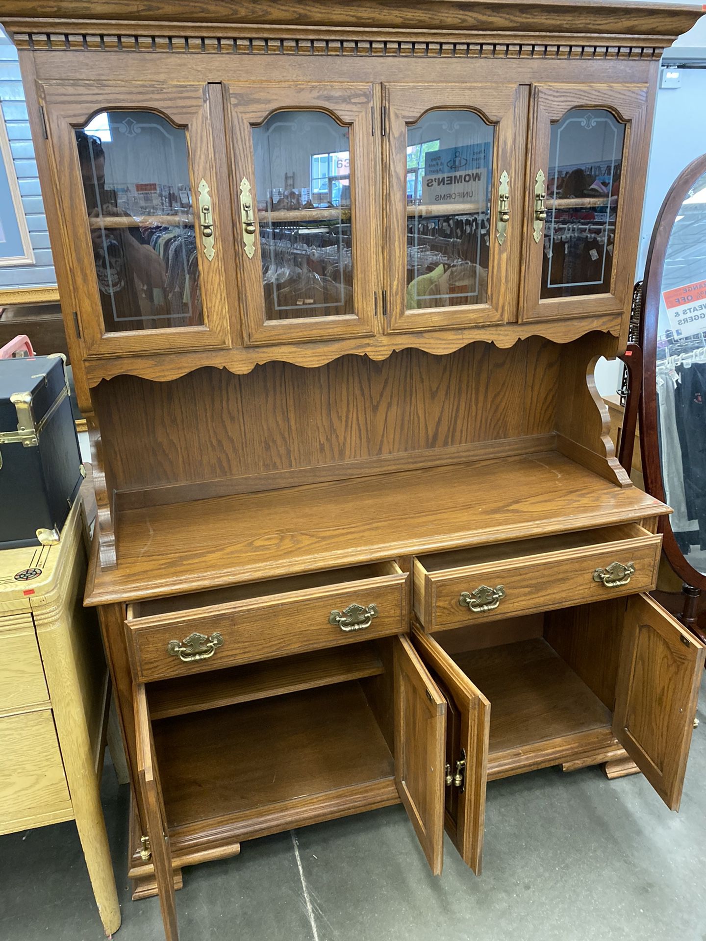 (FREE DELIVERY) Heavy wooden china cabinet