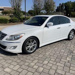 2014 Hyundai Genesis