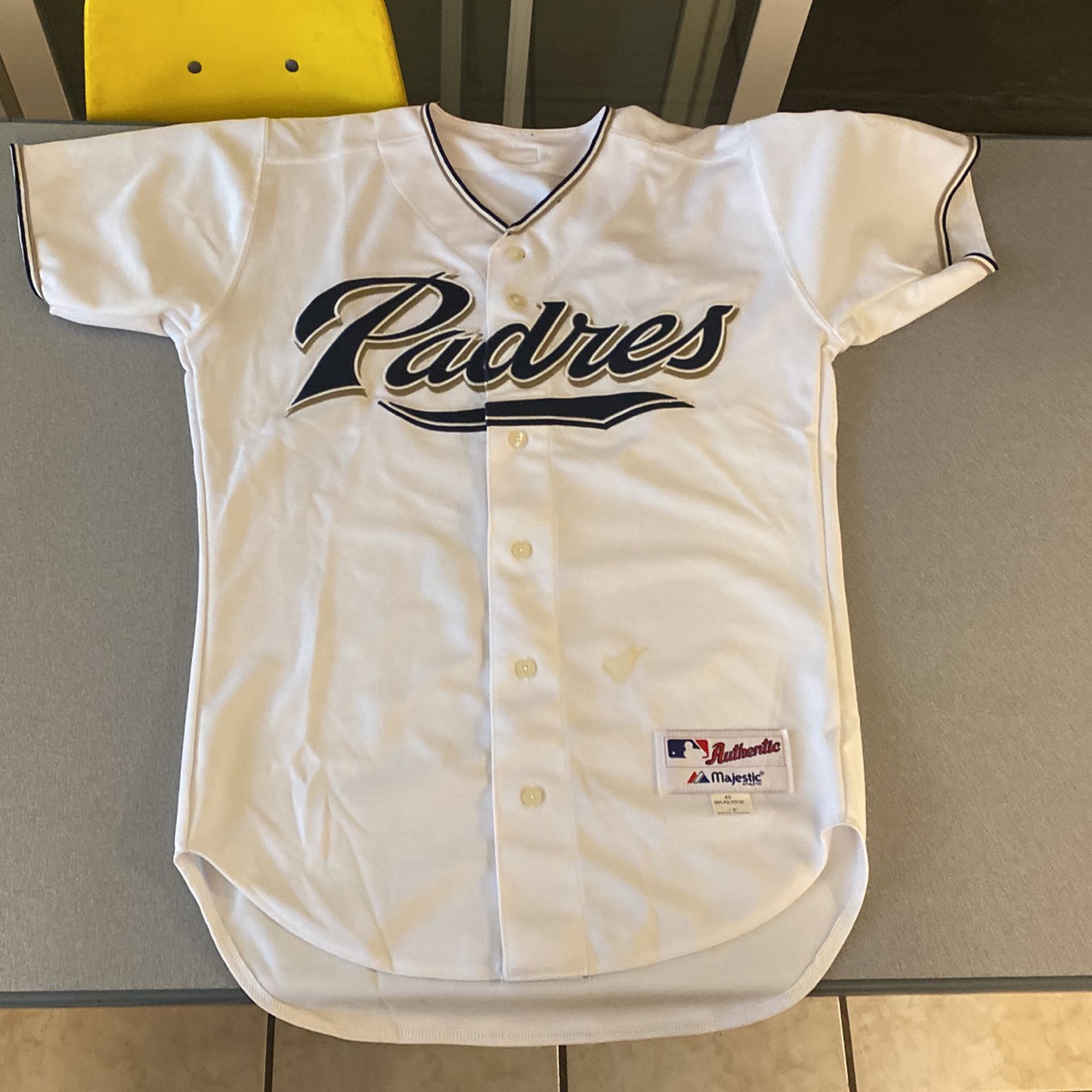 San Diego Padres Throwback Jersey Small