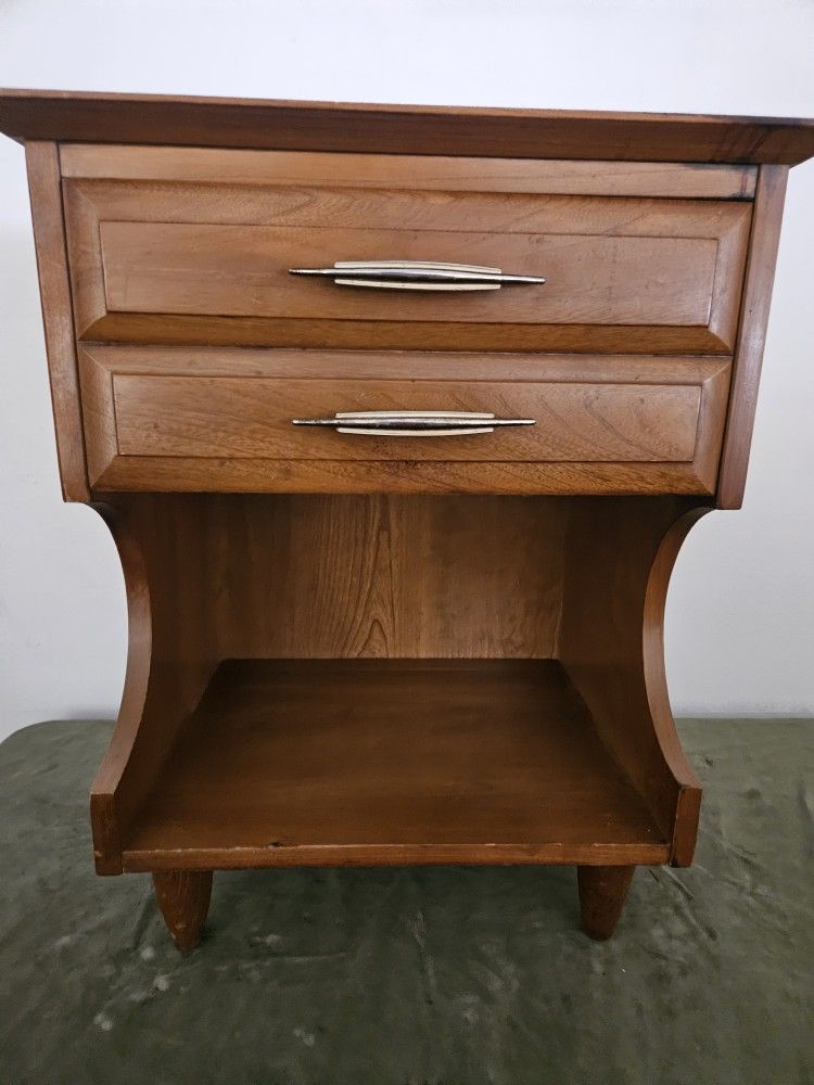 MCM Elm 2 Drawer Nightstand Endtable Vintage Mid Century