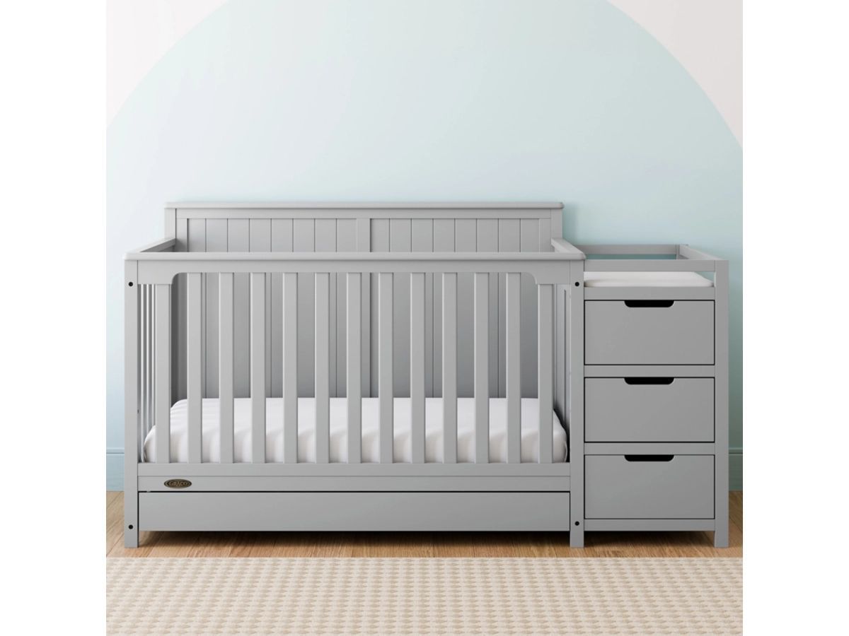 Baby Crib/Toddler Bed