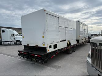 Aluminum utility box truck