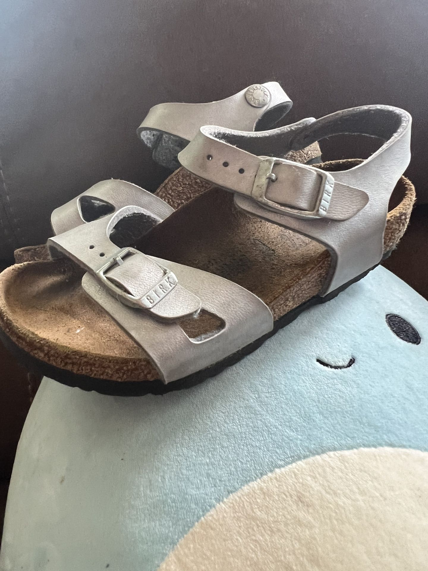 BIRKENSTOCK FOR GIRLS SIZE 27