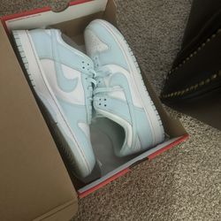 Glacier Blue Nike Dunks 