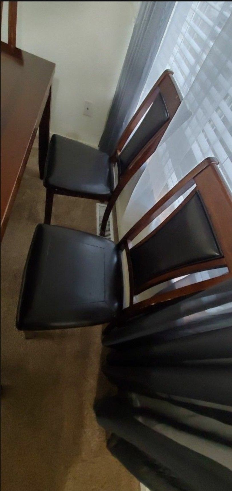 Table ,Chairs And Bench 