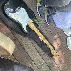 Electric guitar