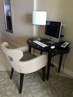 Set 3 pieces desk lamp chair