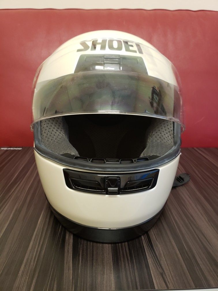 Shoei RF 700 Elite Series Helmet
- PEARL WHITE