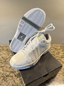 Jordan Team Elite Low Shoes 7Y (NEW)