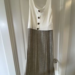 NEW Maternity / Nursing Dress - Size Small