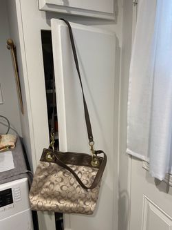Coach  shoulder bag