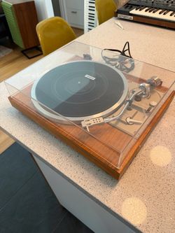 Pioneer PL-235 Turntable
