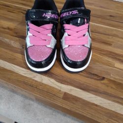 Girls "Heelys" Shoes