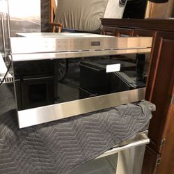 Wolf 30” Stainless Steel Microwave Drawer Model MD30TE