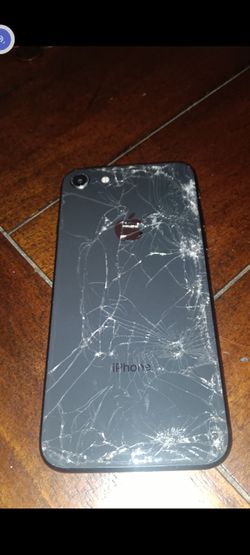 Apple iPhone 8 128 GB (Unlocked) $20