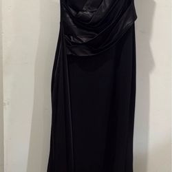 Elegant strapless black dress