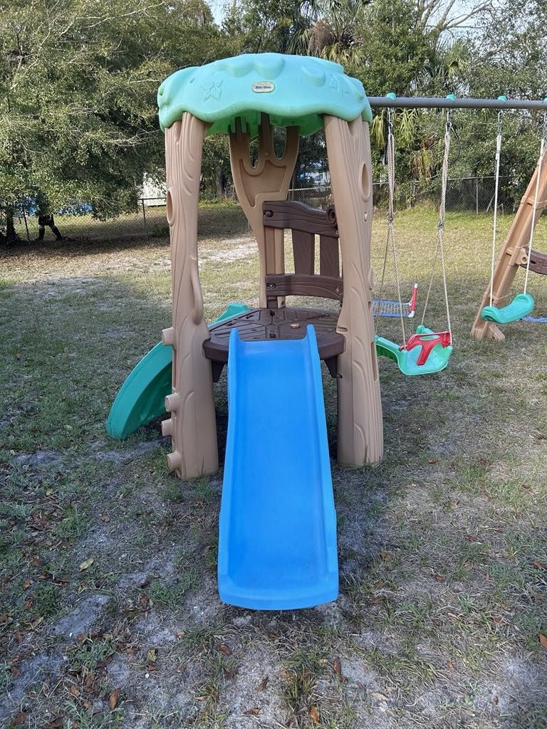 Kids Swing Set