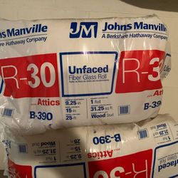 Attic Roll Insulation—Johns Manville R-30 Unfaced Fiberglass 31.25-sq ft (15-in W x 25-ft L)