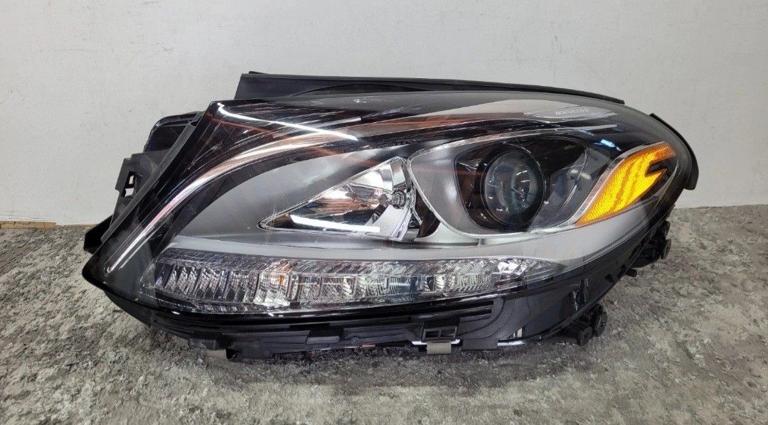 2016 2017 2018 MERCEDES BENZ GLE350 LEFT DRIVER SIDE HEADLIGHT HALOGEN OEM