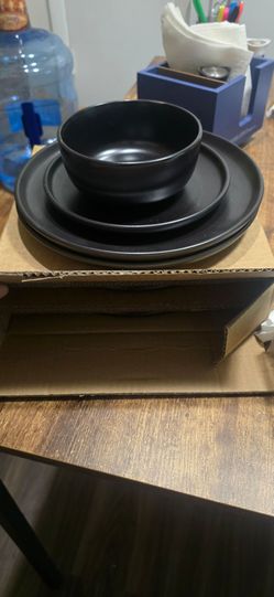 Set of plates