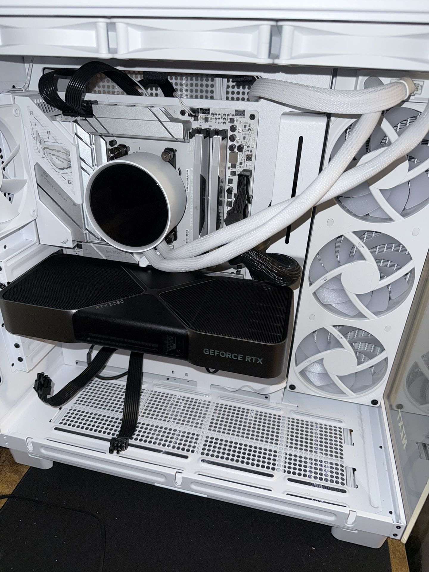 High End Gaming PC Everything Is Less Than 2 Months Old. Barely Used. Obo