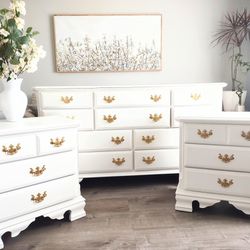 Beautiful dresser and two nightstands